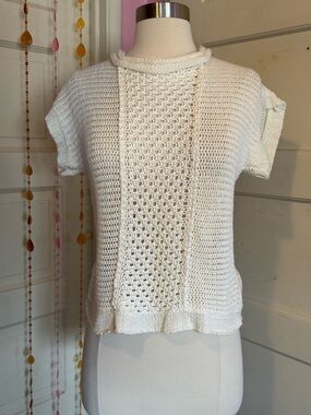 Runway Paris White Knit Short Sleeve Pullover Sweater Top M/L